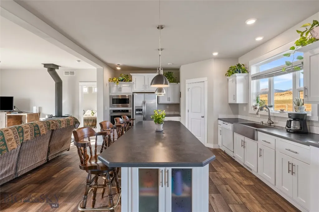 30 Mountain View Road Sheridan MT 59749