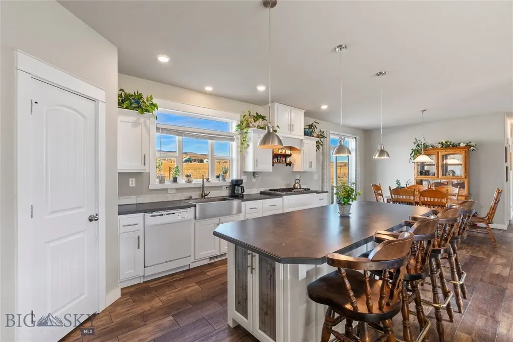 30 Mountain View Road Sheridan MT 59749