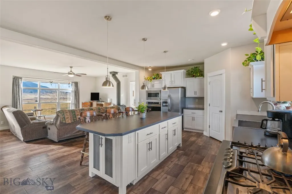 30 Mountain View Road Sheridan MT 59749