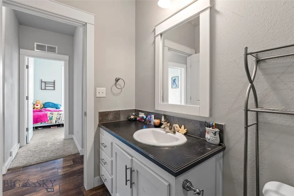 30 Mountain View Road Sheridan MT 59749