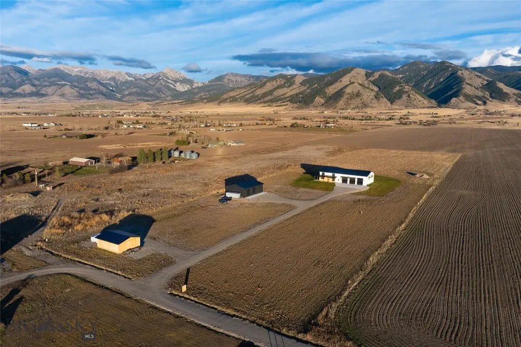 6111 Springhill Road Belgrade MT 59714