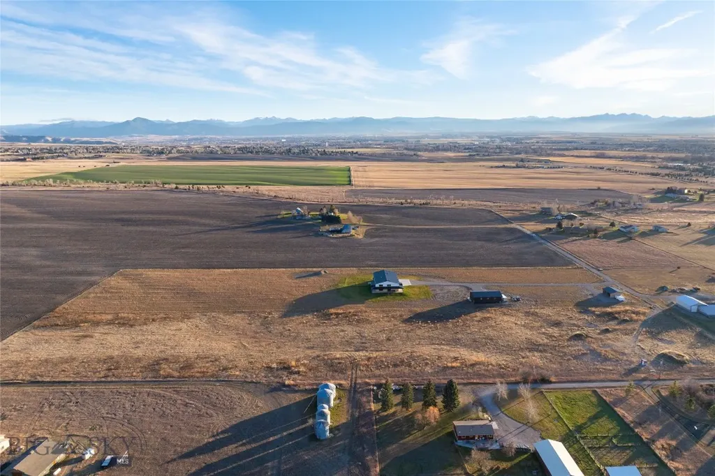 6111 Springhill Road Belgrade MT 59714