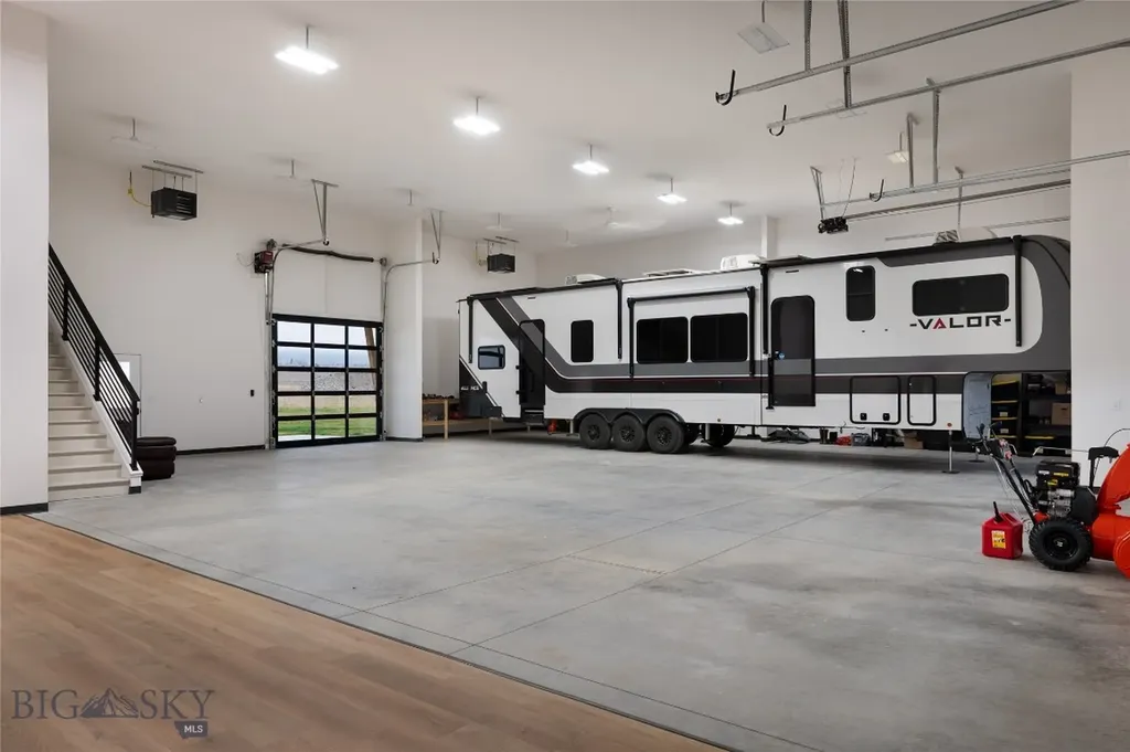 6111 Springhill Road Belgrade MT 59714