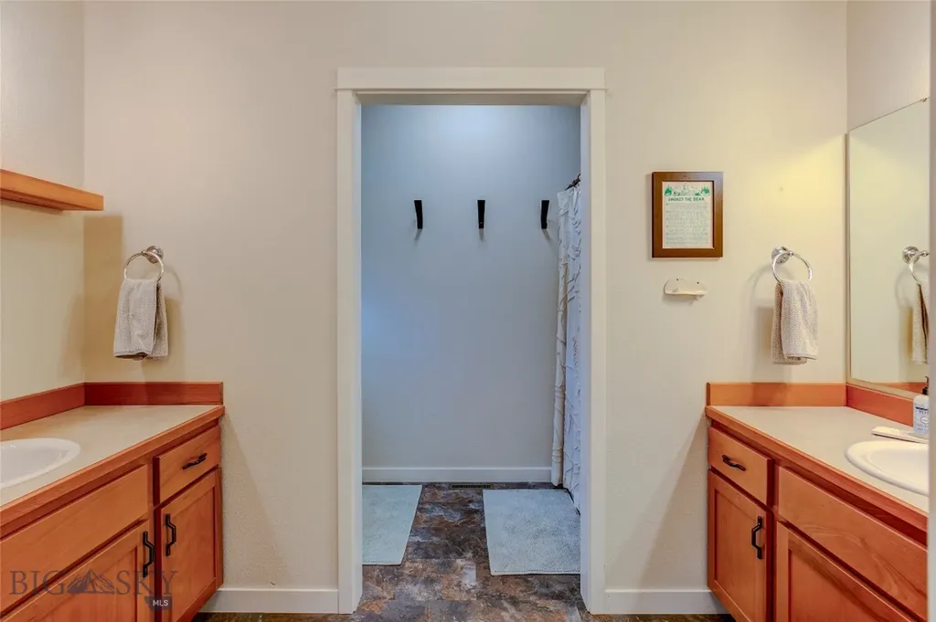 2221 Willow Drive Livingston MT 59047