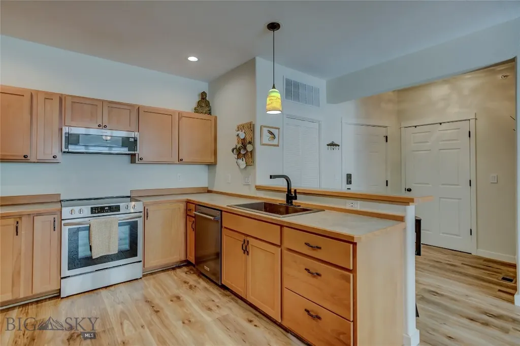 2221 Willow Drive Livingston MT 59047