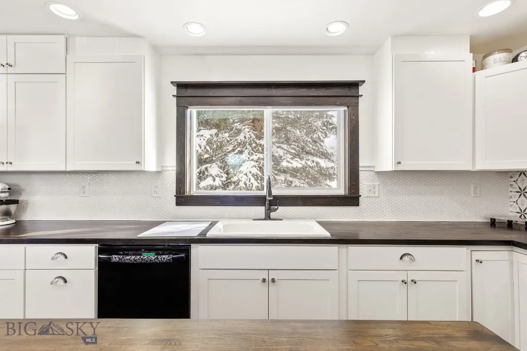 12977 Cottonwood Road Bozeman MT 59718
