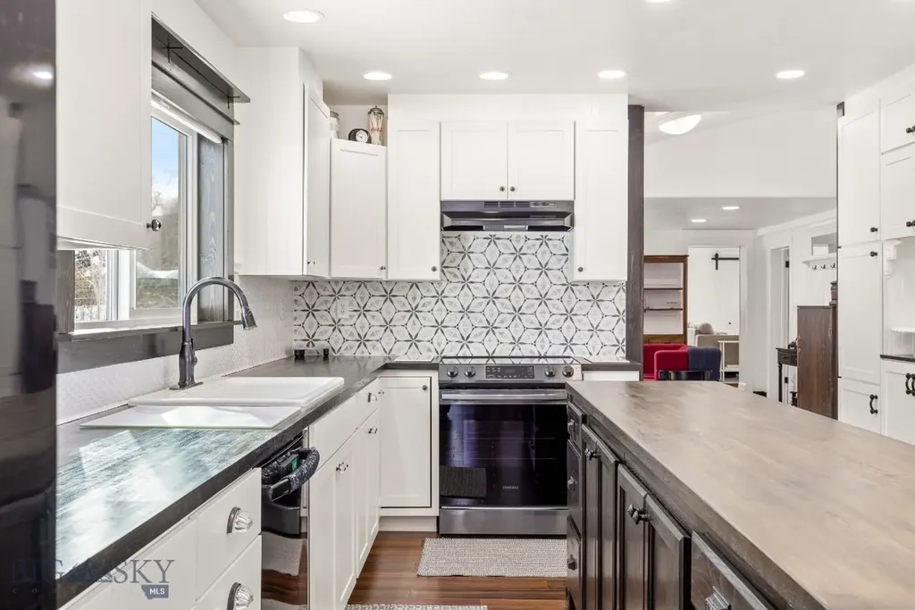 12977 Cottonwood Road Bozeman MT 59718