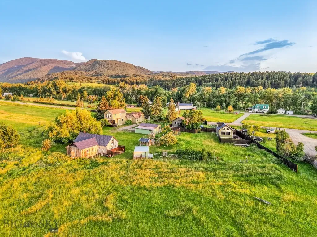 12977 Cottonwood Road Bozeman MT 59718