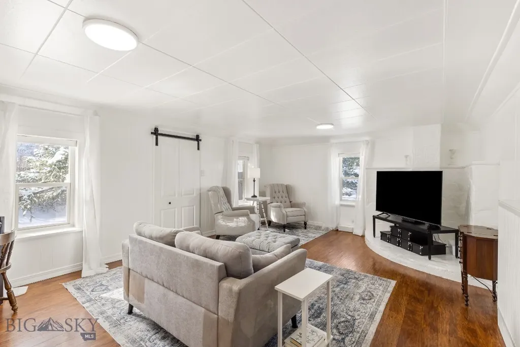 12977 Cottonwood Road Bozeman MT 59718