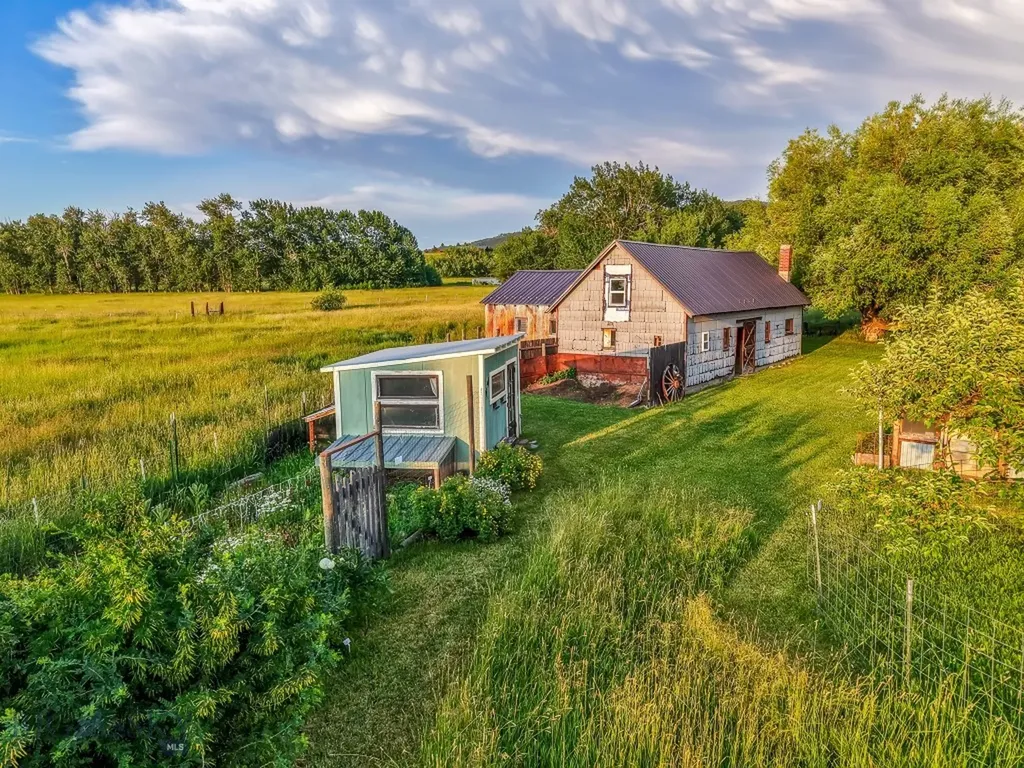 12977 Cottonwood Road Bozeman MT 59718