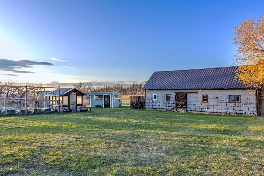 12977 Cottonwood Road Bozeman MT 59718