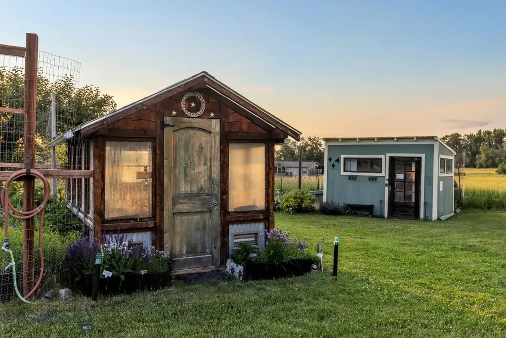 12977 Cottonwood Road Bozeman MT 59718