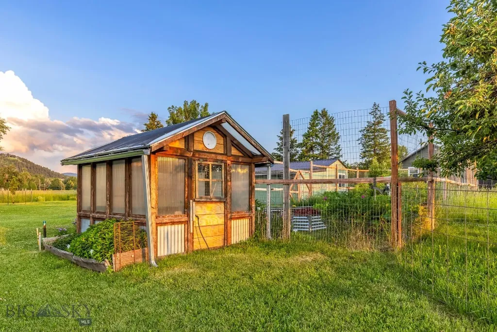 12977 Cottonwood Road Bozeman MT 59718