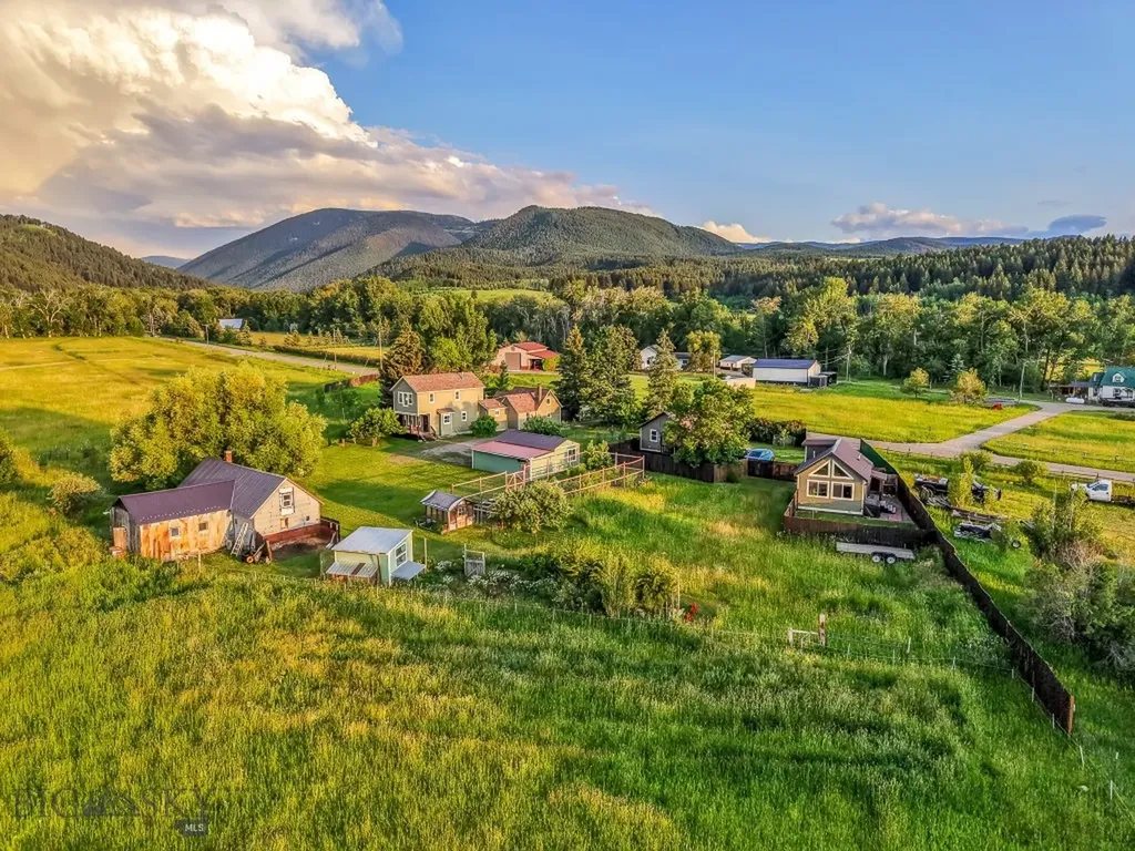 12977 Cottonwood Road Bozeman MT 59718