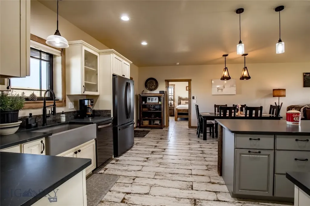 55 Vigilante Lane Sheridan MT 59749
