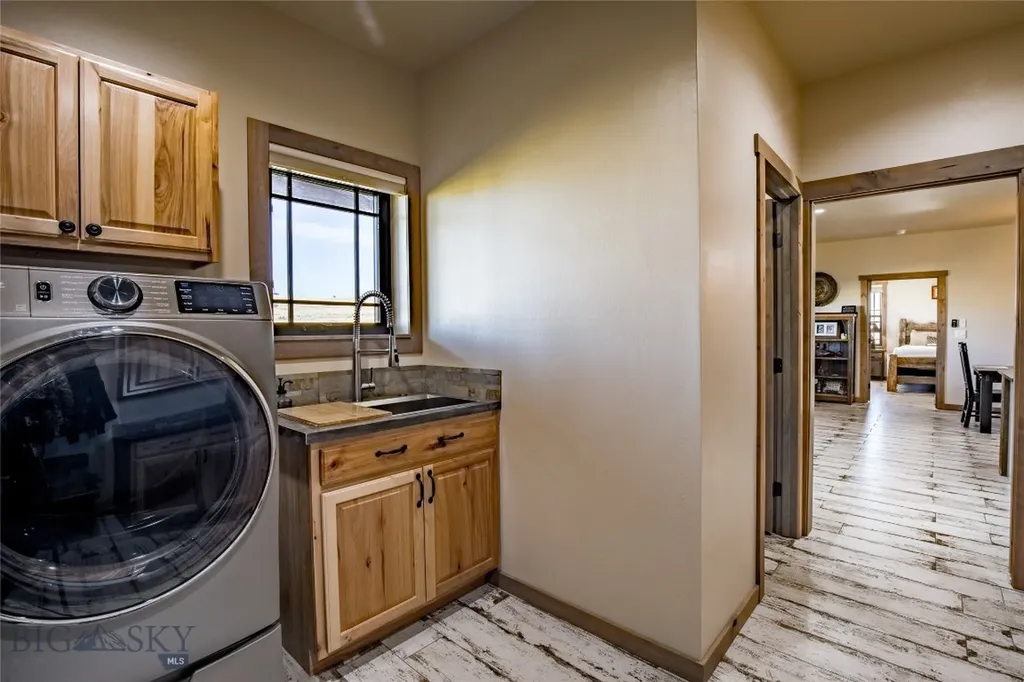 55 Vigilante Lane Sheridan MT 59749