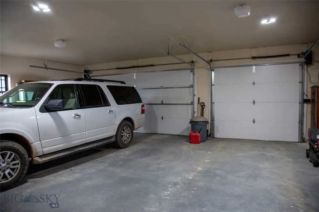 55 Vigilante Lane Sheridan MT 59749