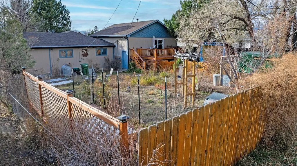 624 N 2nd Street N Livingston MT 59047