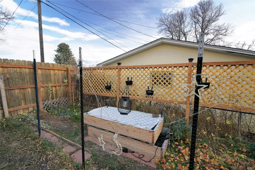 624 N 2nd Street N Livingston MT 59047