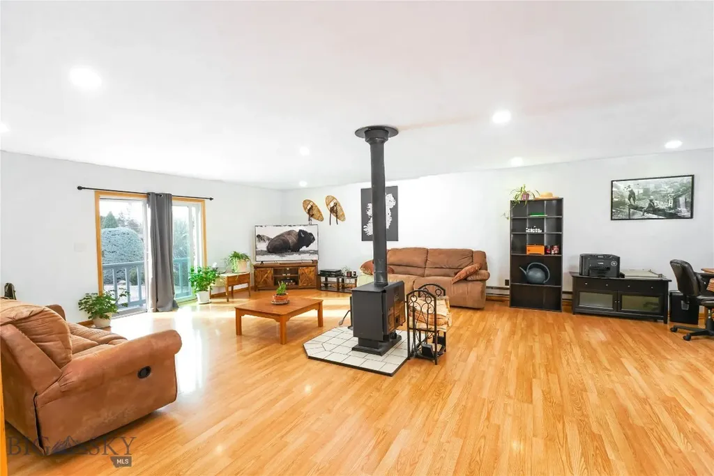 624 N 2nd Street N Livingston MT 59047