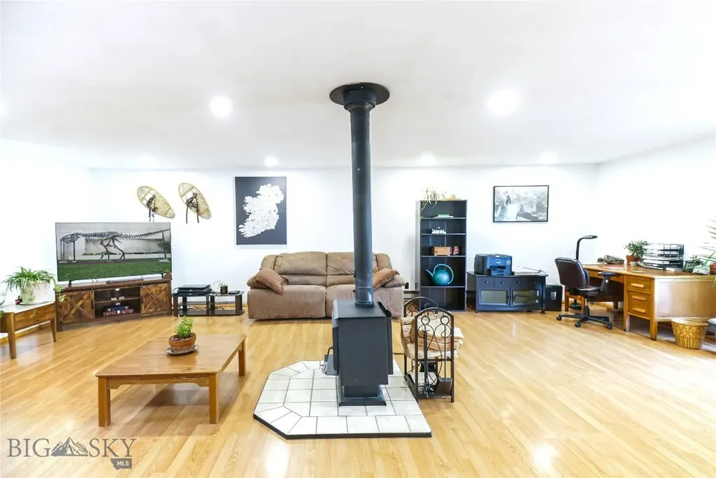 624 N 2nd Street N Livingston MT 59047
