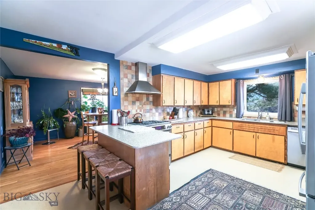 624 N 2nd Street N Livingston MT 59047