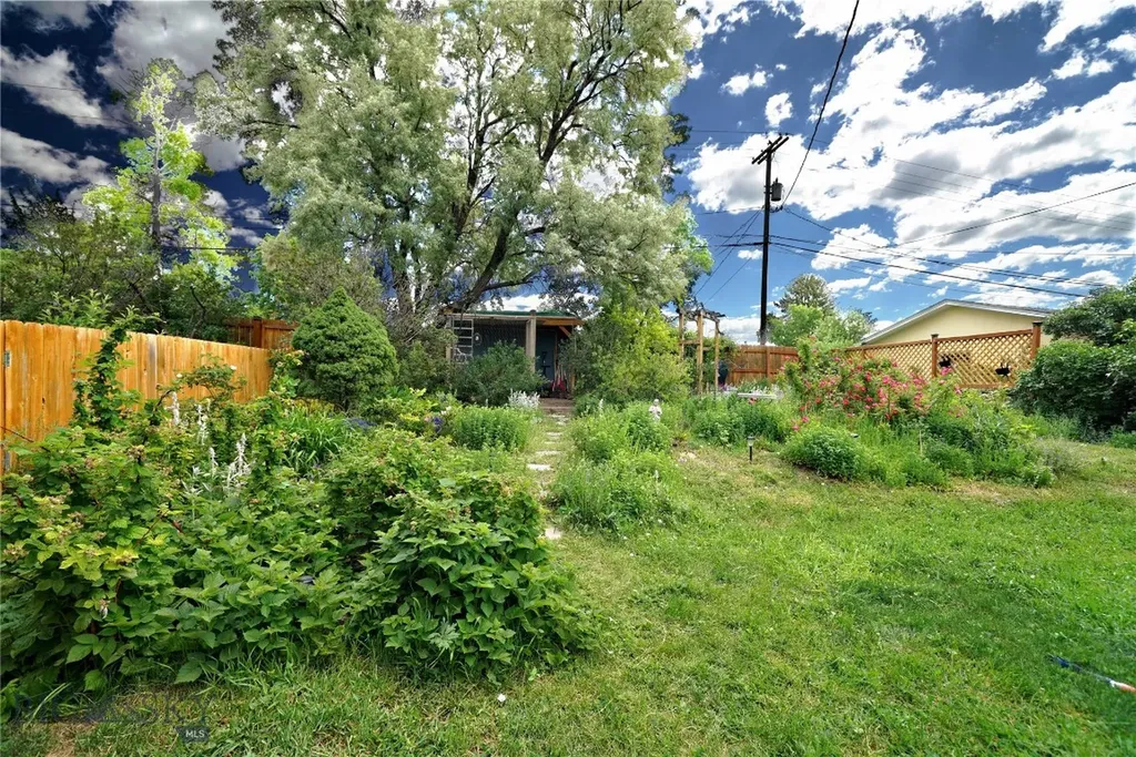 624 N 2nd Street N Livingston MT 59047