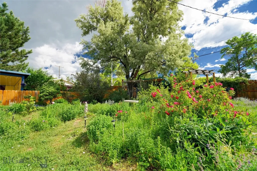 624 N 2nd Street N Livingston MT 59047