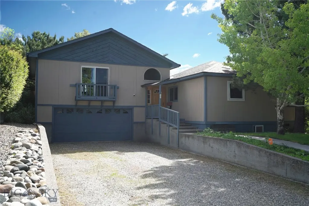 624 N 2nd Street N Livingston MT 59047