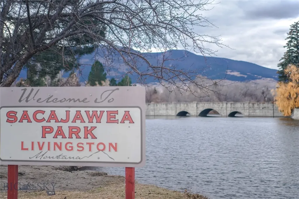 624 N 2nd Street N Livingston MT 59047