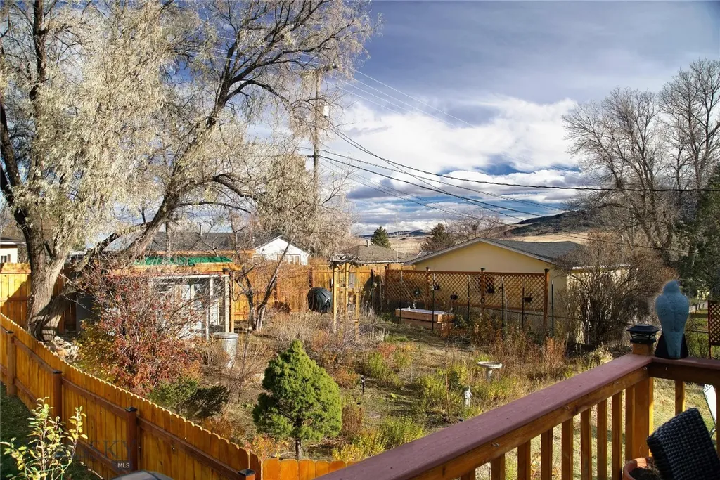 624 N 2nd Street N Livingston MT 59047