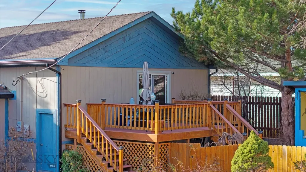 624 N 2nd Street N Livingston MT 59047