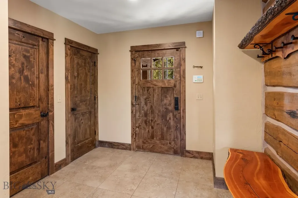 16 Oglala Road Big Sky MT 59716