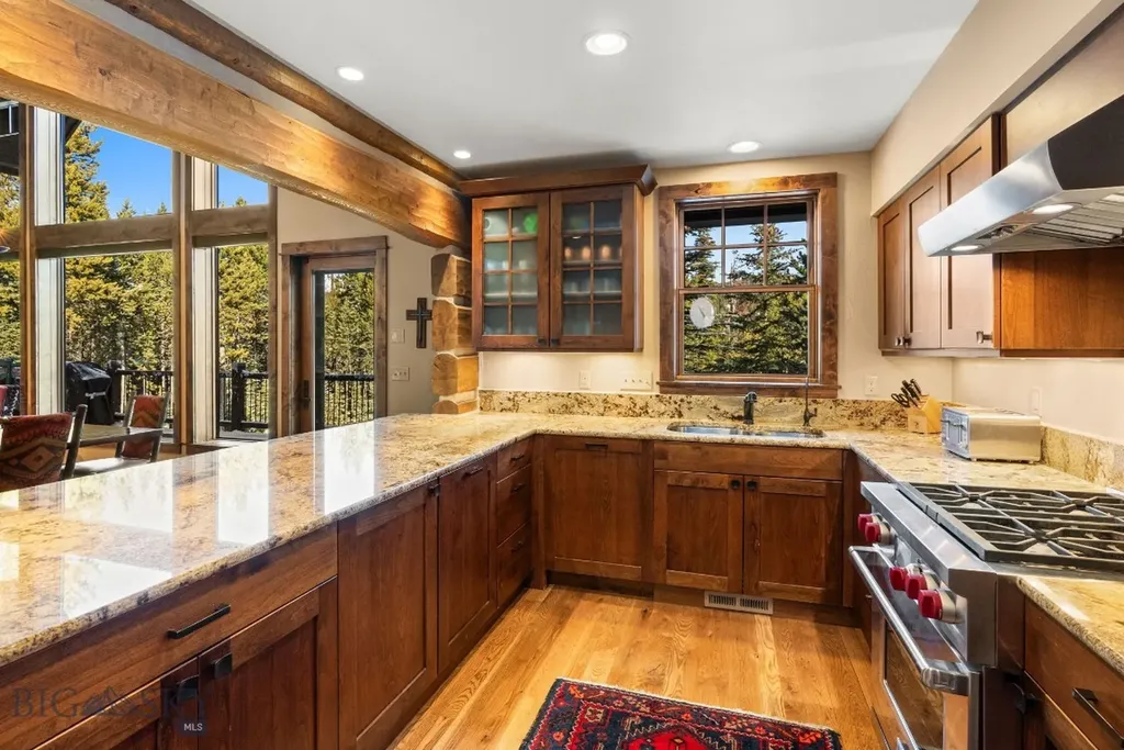 16 Oglala Road Big Sky MT 59716