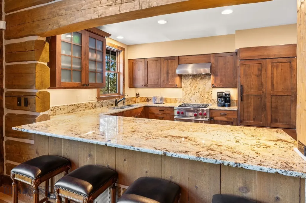 16 Oglala Road Big Sky MT 59716
