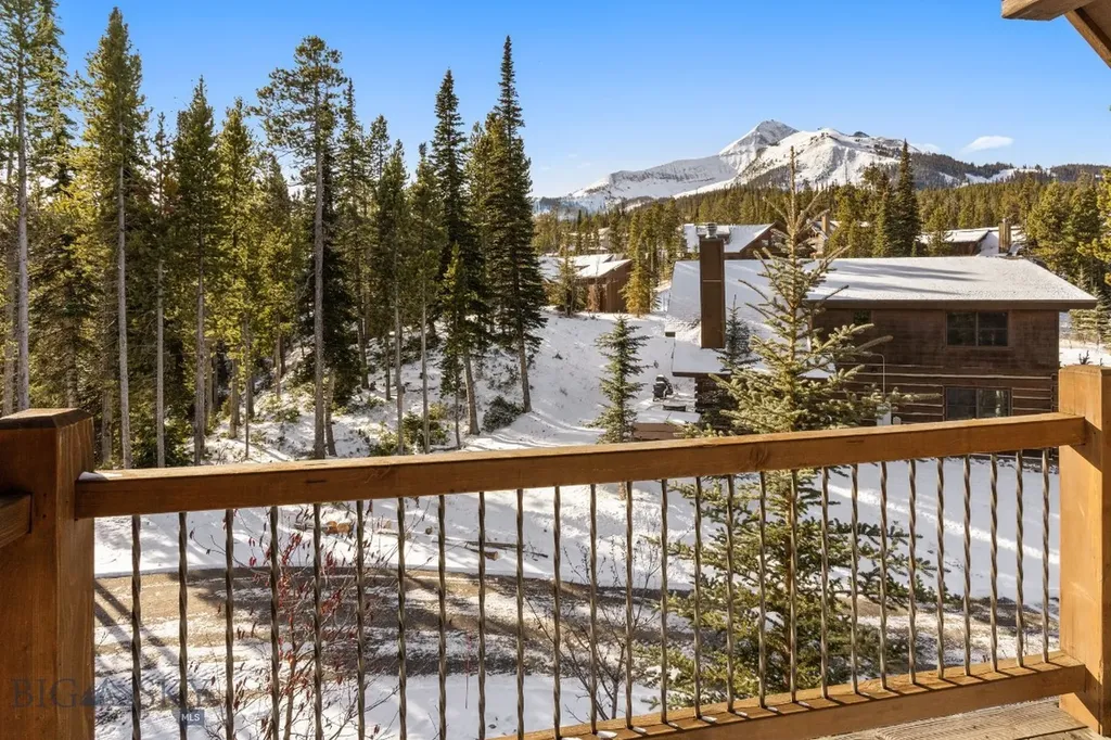 16 Oglala Road Big Sky MT 59716
