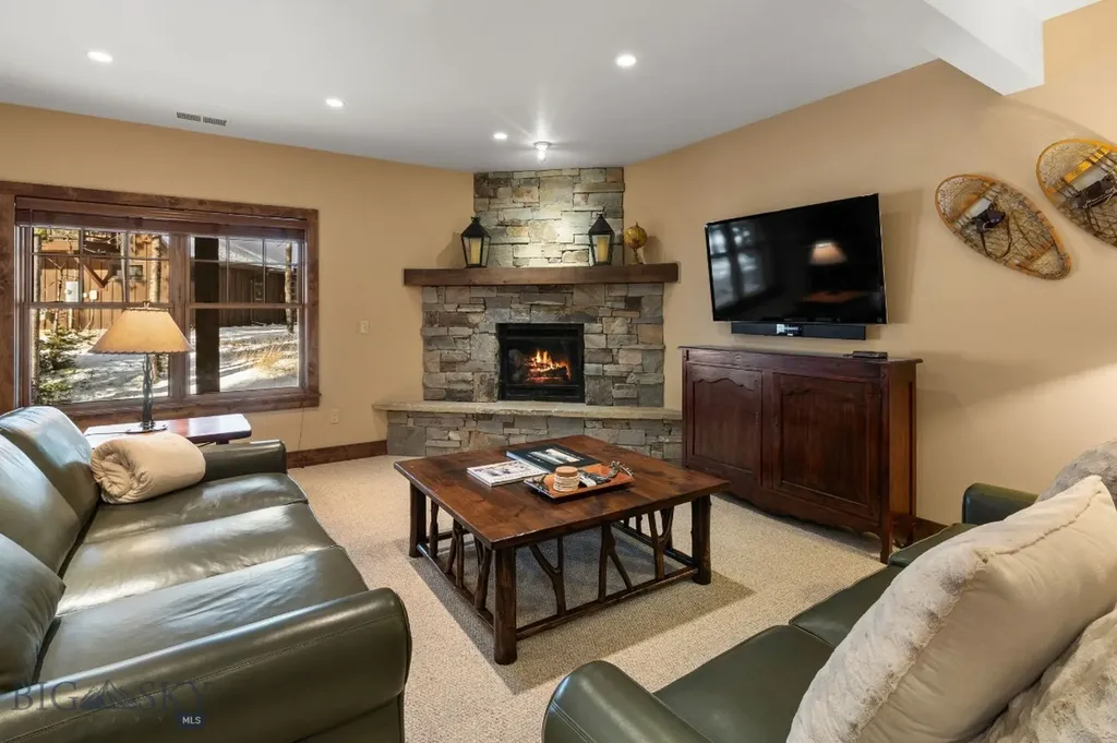 16 Oglala Road Big Sky MT 59716