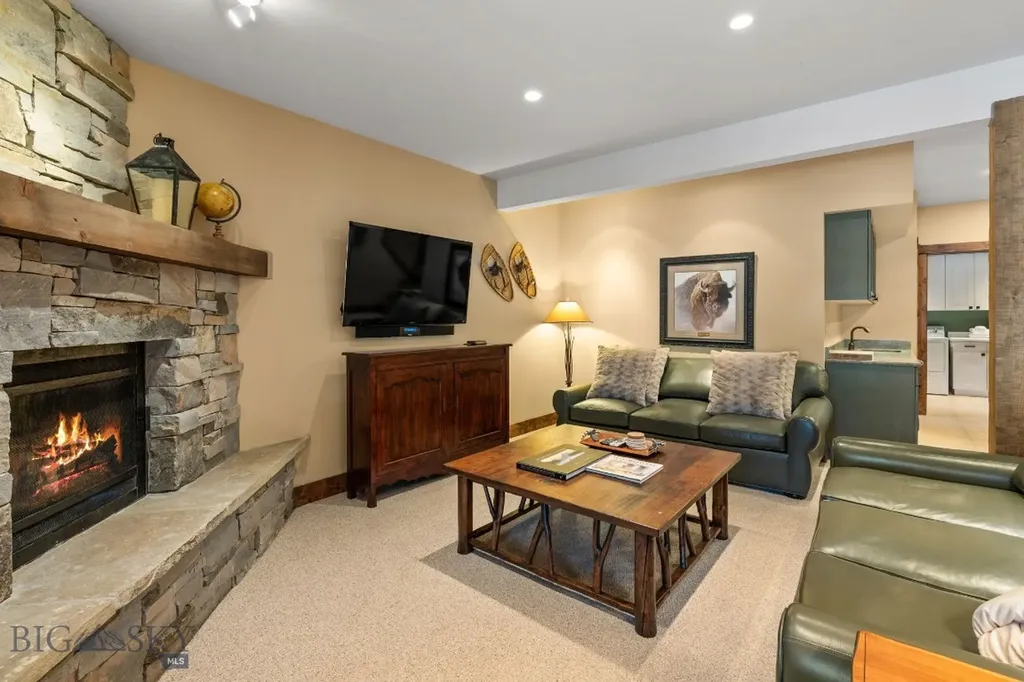 16 Oglala Road Big Sky MT 59716