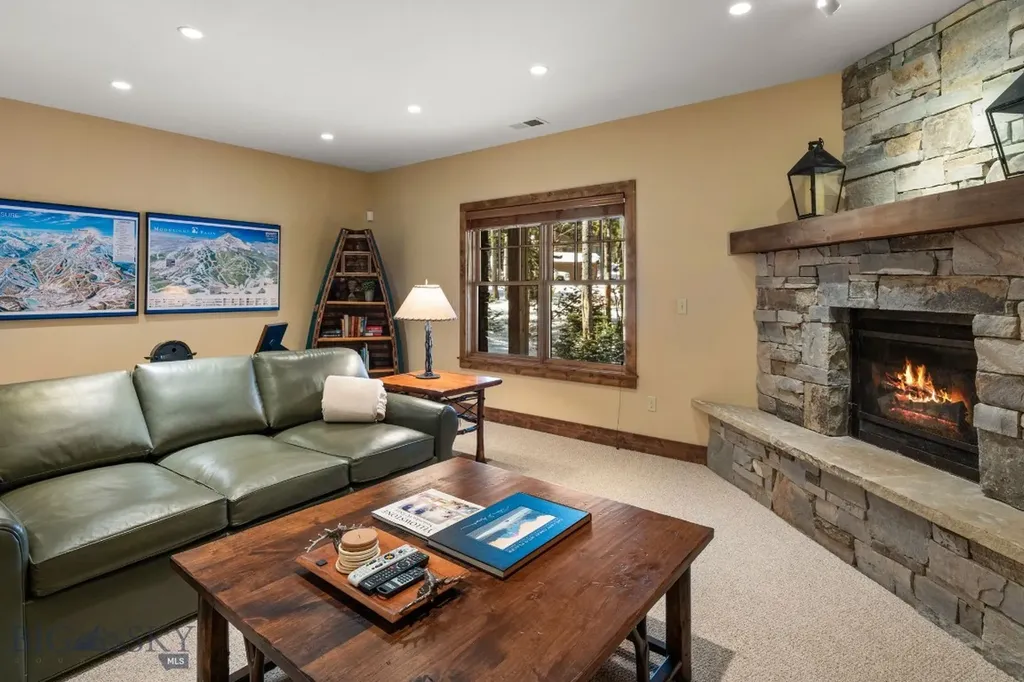 16 Oglala Road Big Sky MT 59716
