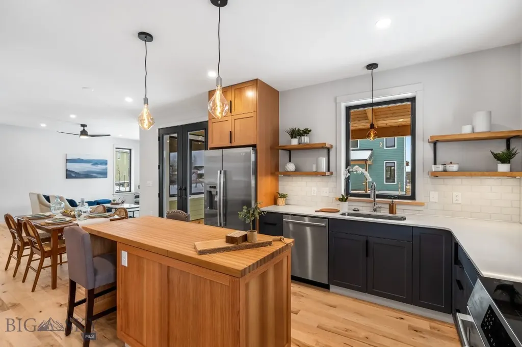 2402 Blue Silos Way Bozeman MT 59715