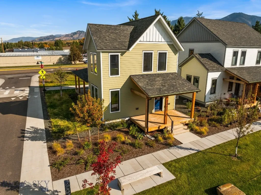 2402 Blue Silos Way Bozeman MT 59715