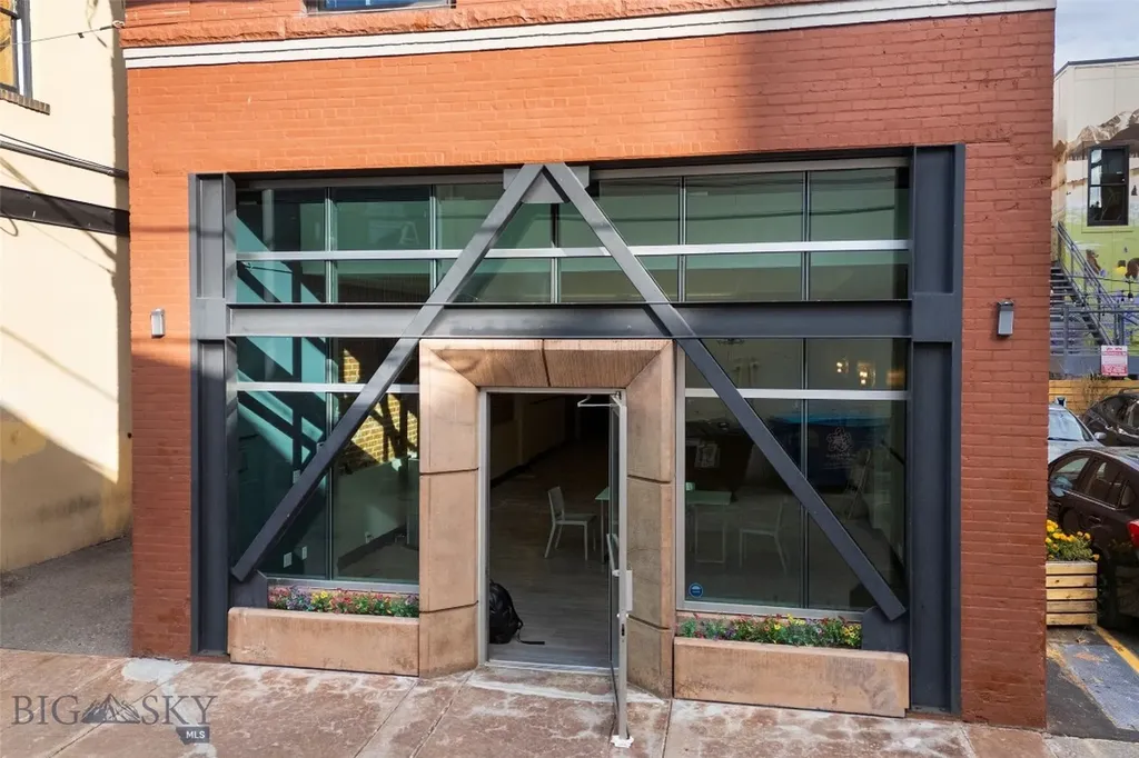125 1/2 W Main Street Missoula MT 59802