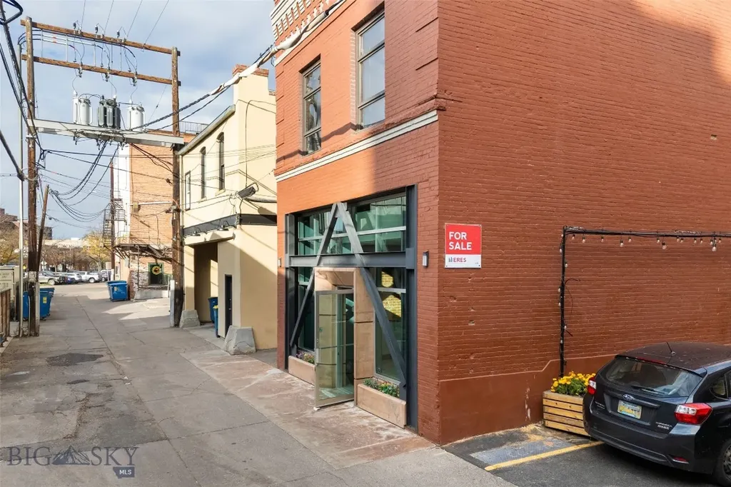 125 1/2 W Main Street Missoula MT 59802