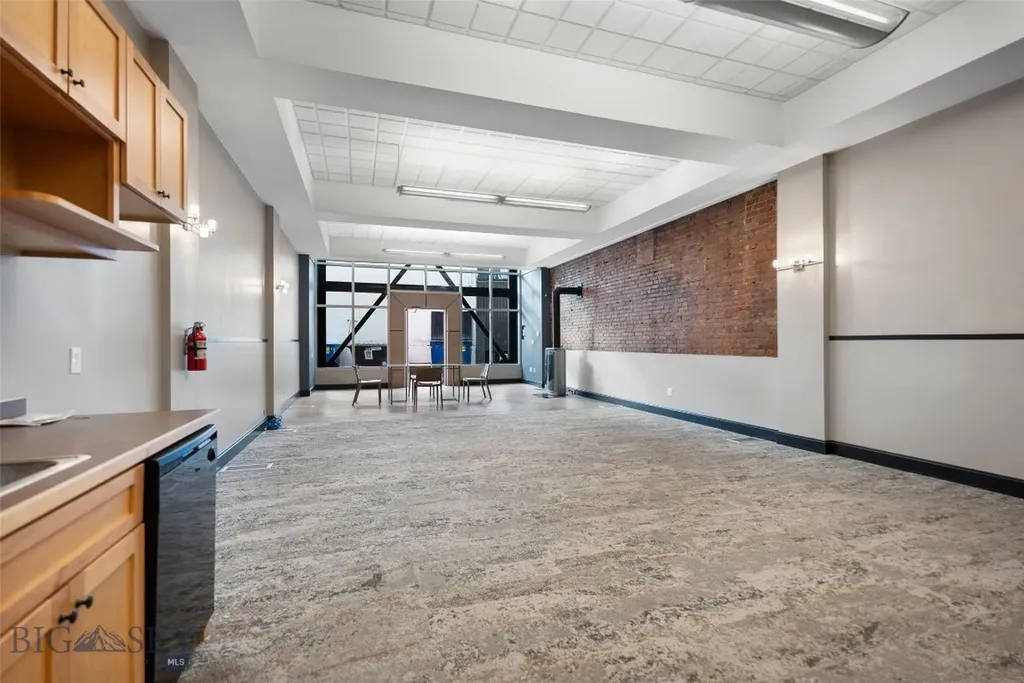125 1/2 W Main Street Missoula MT 59802