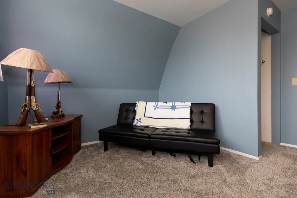110 E Hamilton Sheridan MT 59749