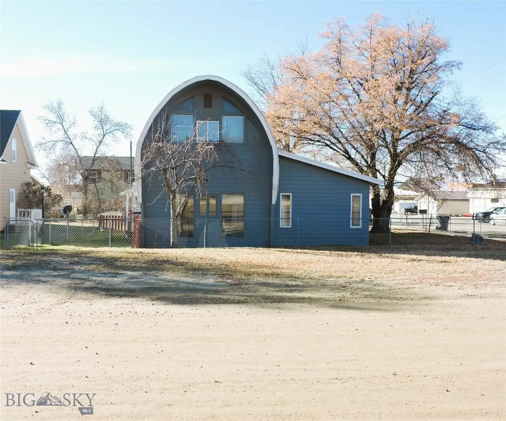 110 E Hamilton Sheridan MT 59749