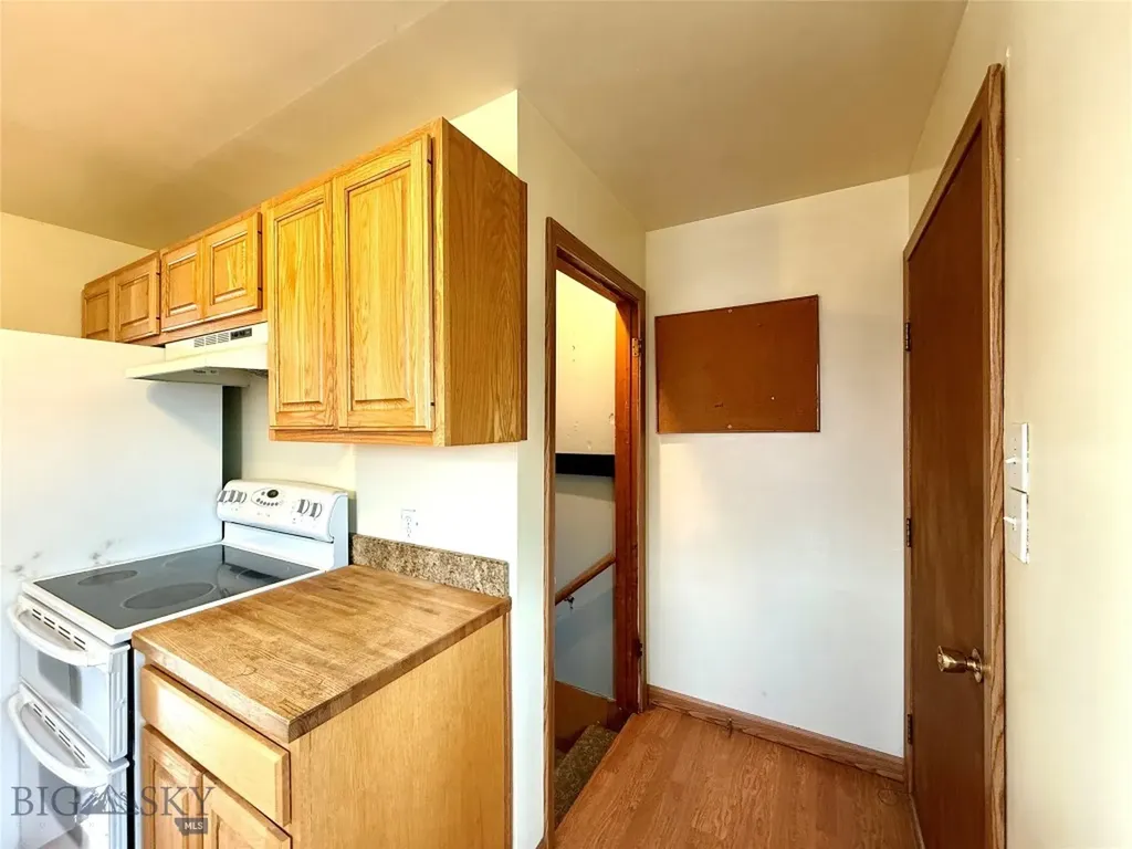 713 W Conley Avenue Deer Lodge MT 59722