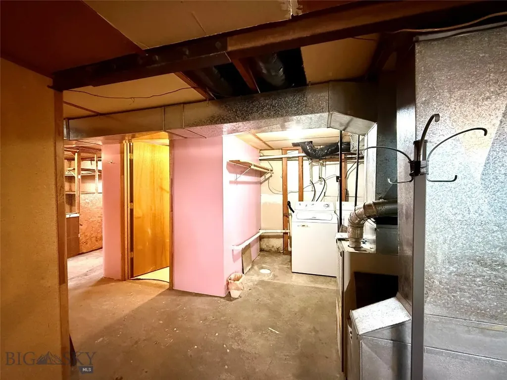 713 W Conley Avenue Deer Lodge MT 59722