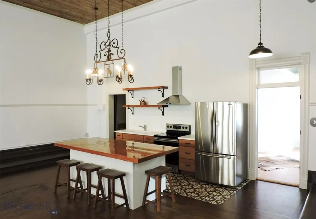35 E Bannack Street Dillon MT 59725