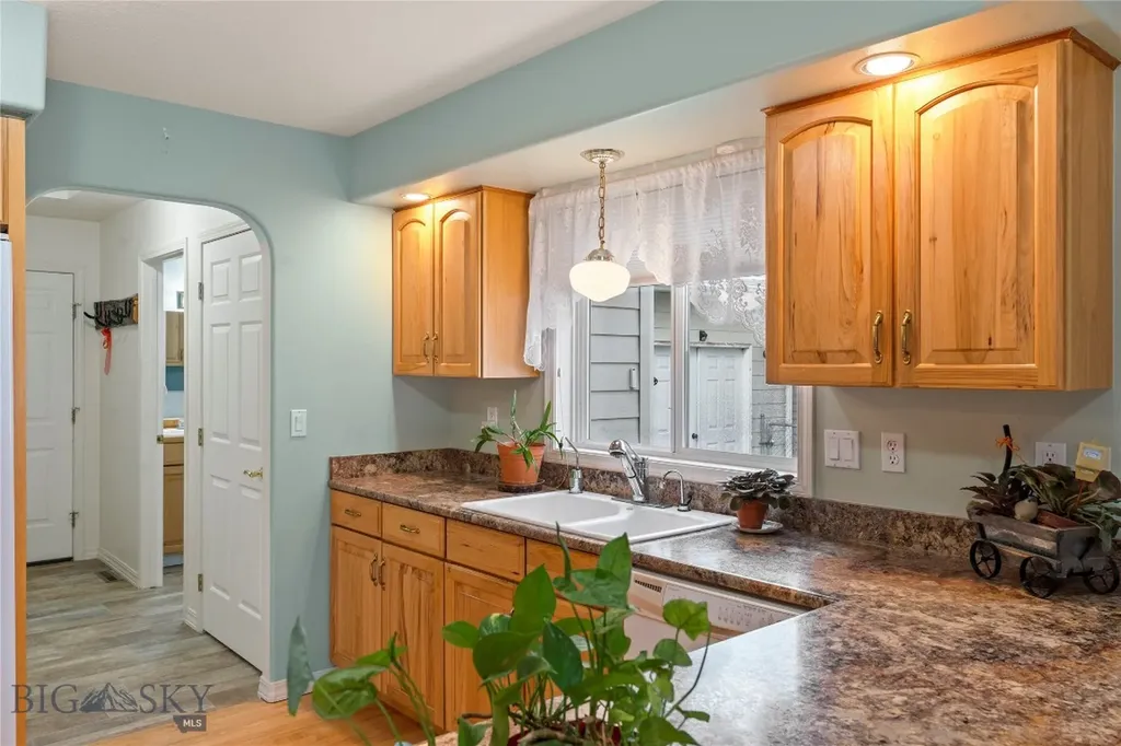 56 Poplar Drive Bozeman MT 59718